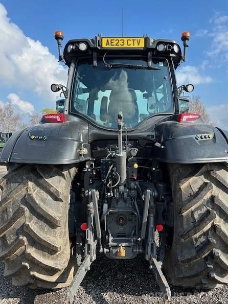 Tractor - Valtra T 235 D
