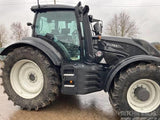 Tractor - Valtra T214 Versu
