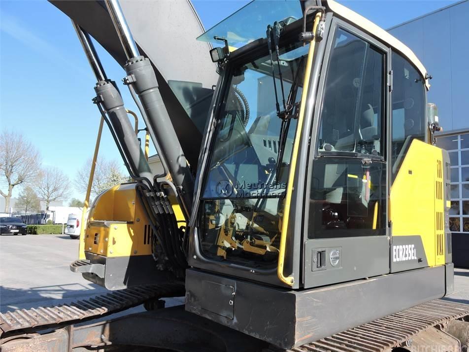Excavator pe senile - Volvo ECR235EL