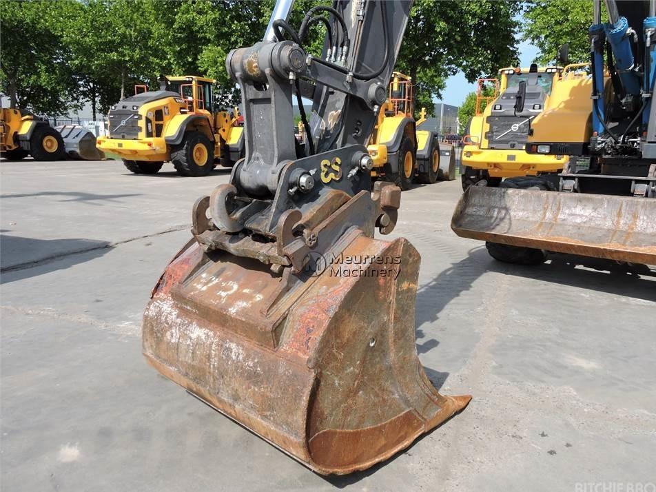 Excavator pe roti - Volvo EW140D