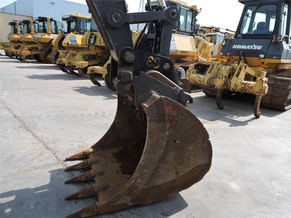 Excavator pe roti - Volvo EW140D