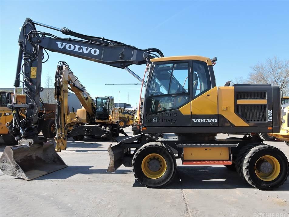 Excavator pe roti - Volvo EW160E ROTOTILT