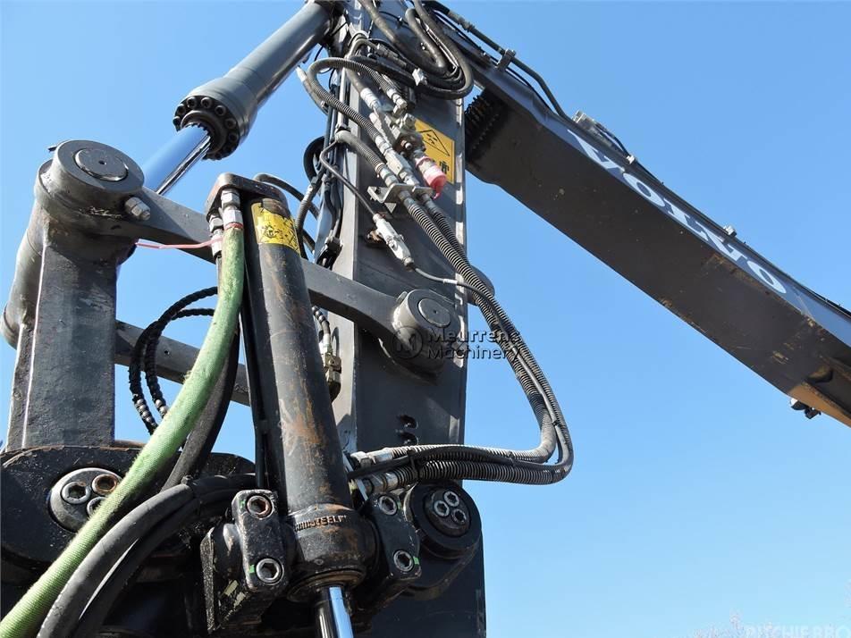Excavator pe roti - Volvo EW160E ROTOTILT