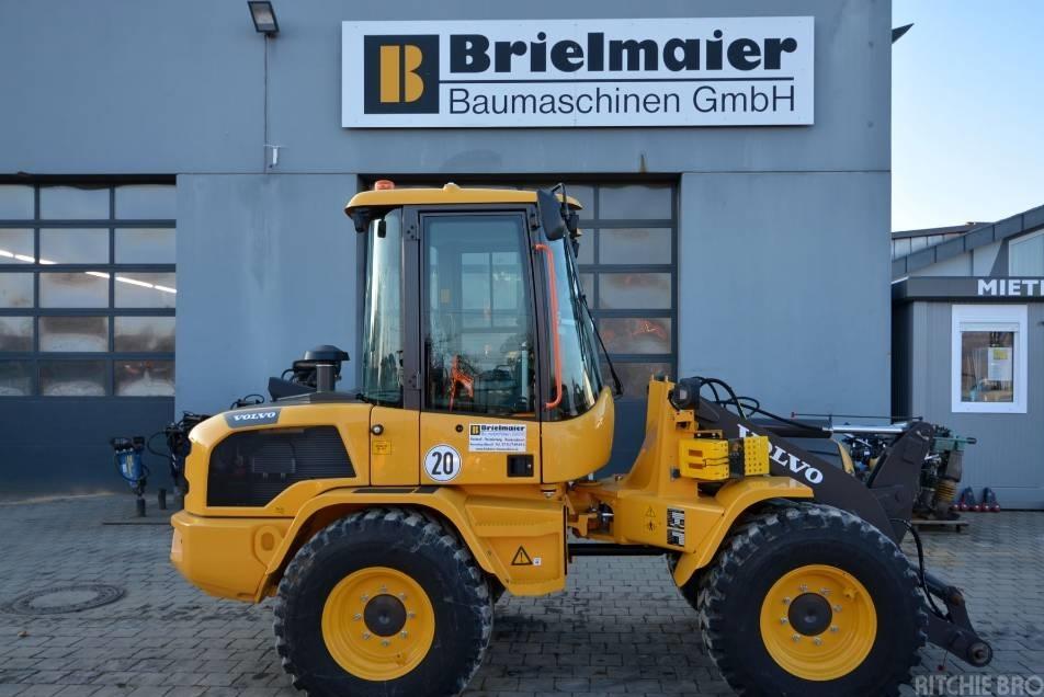 Incarcator frontal - Volvo L 30 H