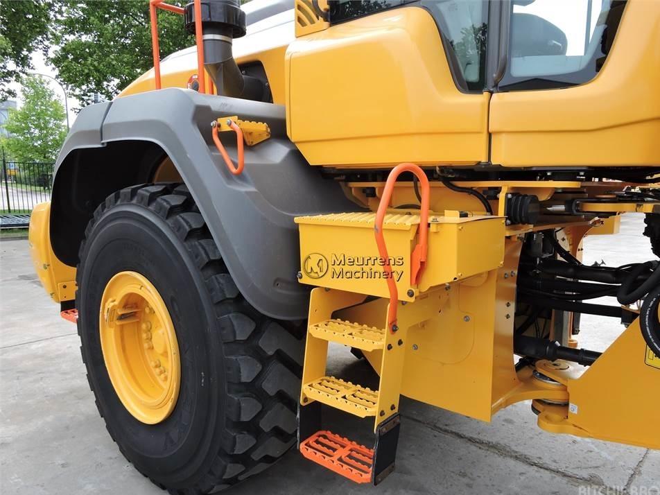 Incarcator frontal - Volvo L120H + New bucket