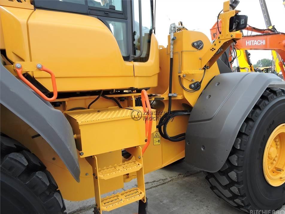 Incarcator frontal - Volvo L120H + New bucket