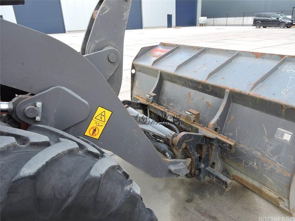 Incarcator frontal - Volvo L35G + Fork-German