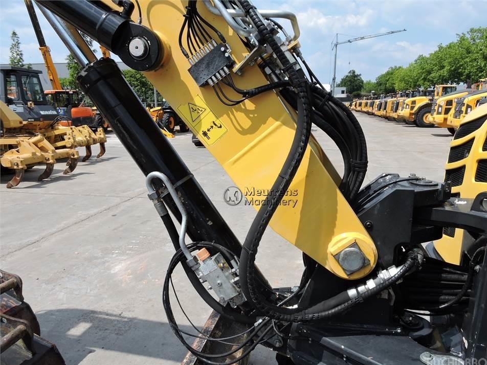 Excavator pe senile - Yanmar SV120