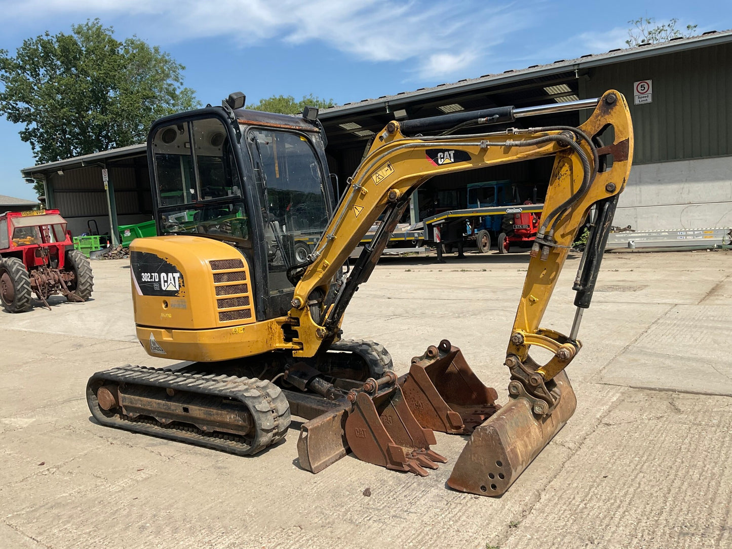 MINIEXCAVATOR CAT 302.7 - VASTech Machinery