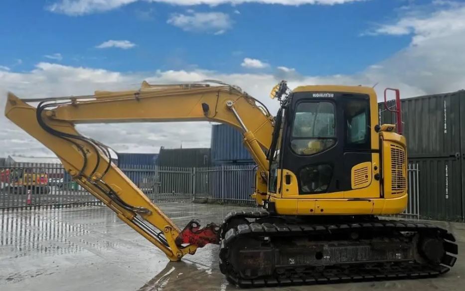 Excavator pe senile KOMATSU PC 138 - VASTech Machinery