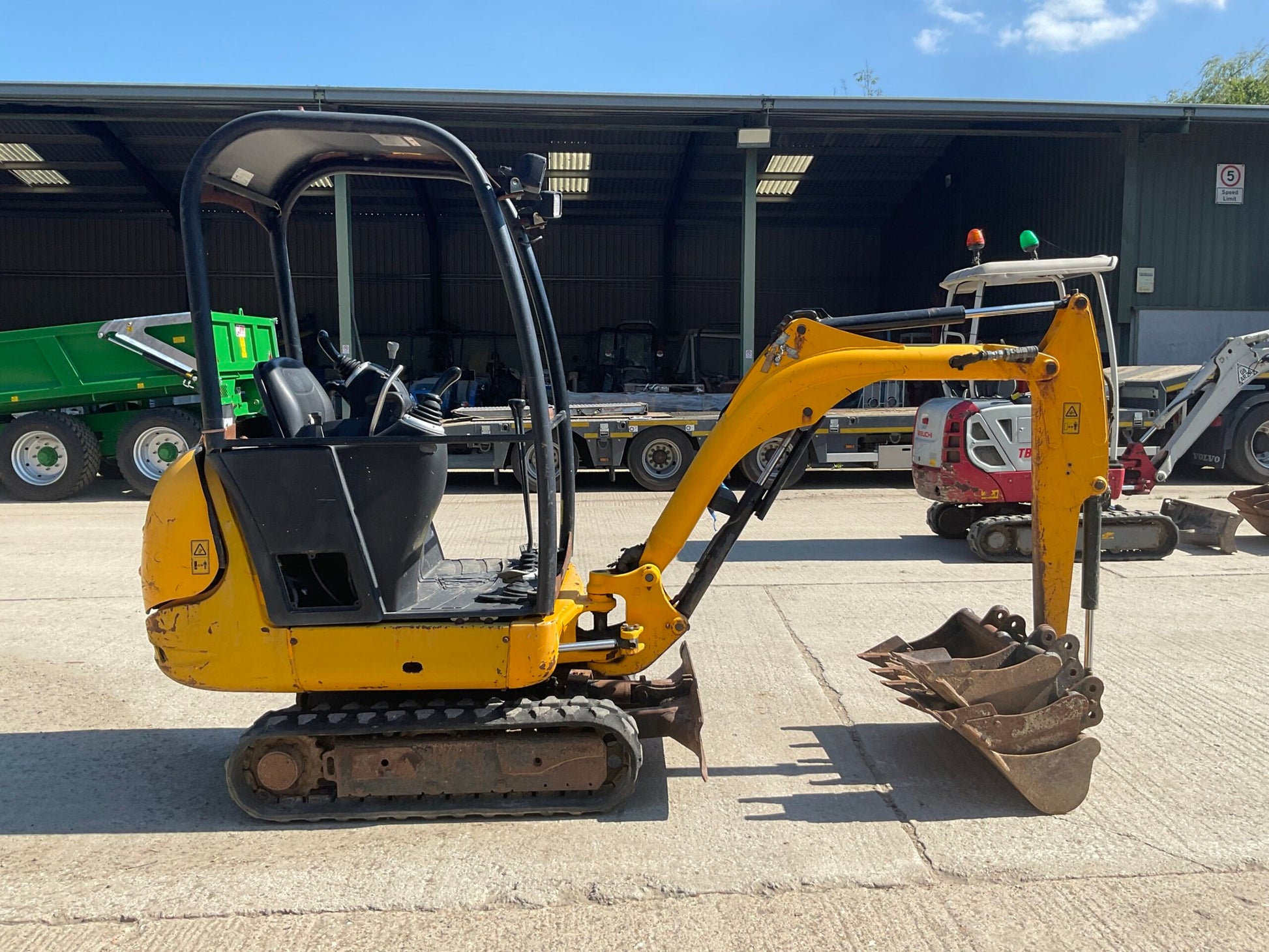 MINIEXCAVATOR ( JCB 8014) - VASTech Machinery