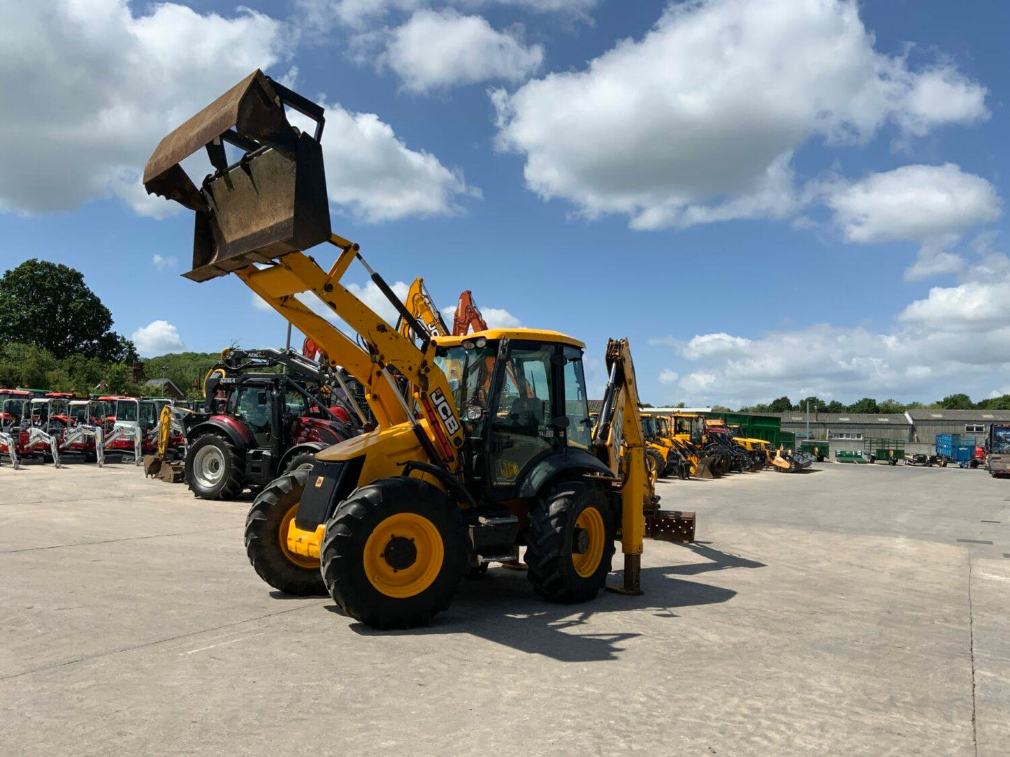 BULDOEXCAVATOR JCB 4CX - VASTech Machinery