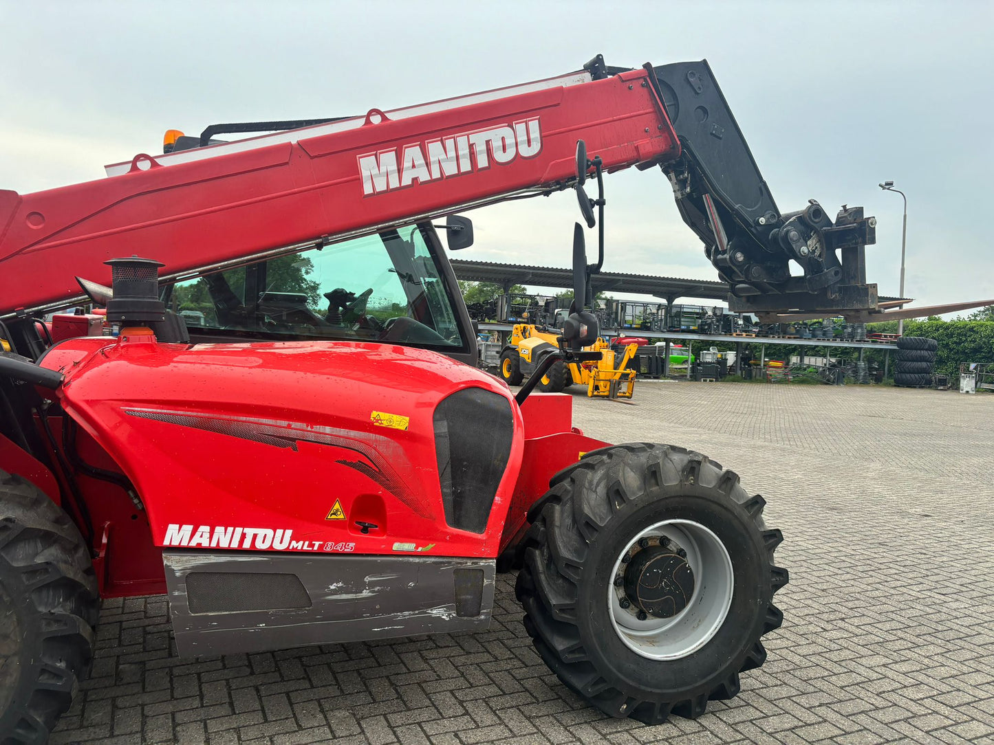 Încărcător Telescopic MANITOU 845-120 - VASTech Machinery