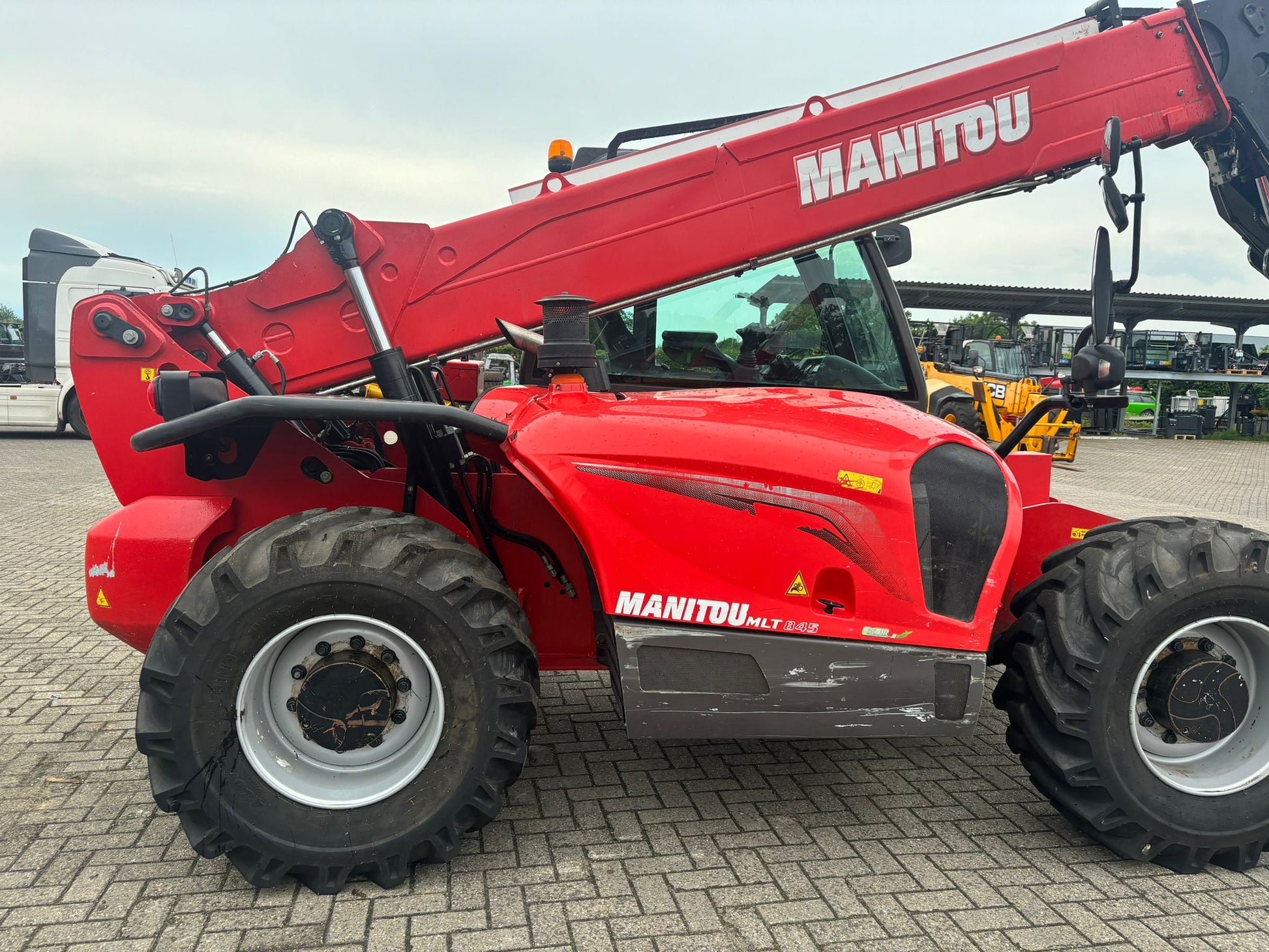 Încărcător Telescopic MANITOU 845-120 - VASTech Machinery