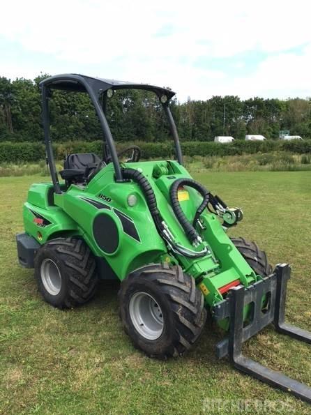 Incarcator frontal - Avant AV 650I