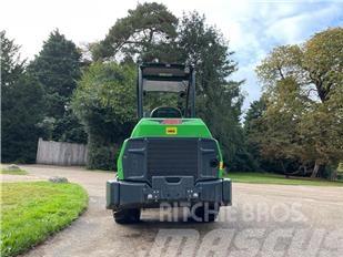 Incarcator frontal - Avant AV 755I