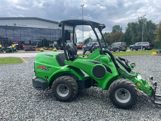 Incarcator frontal - Avant AV 755I