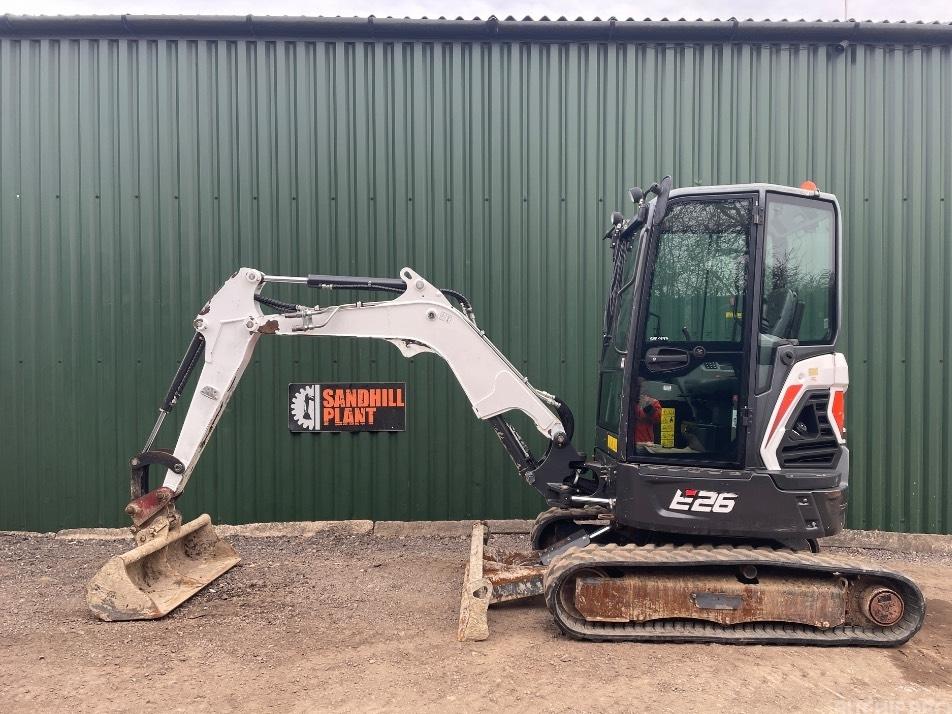 Miniexcavator - Bobcat E 26
