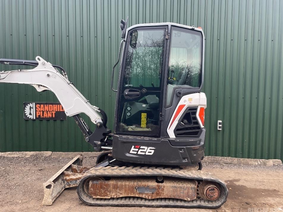 Miniexcavator - Bobcat E 26