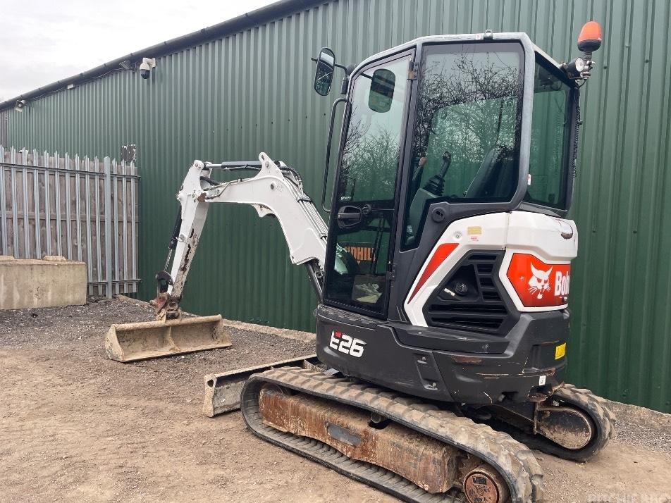 Miniexcavator - Bobcat E 26