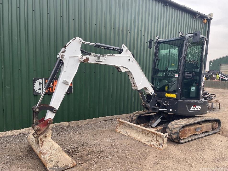 Miniexcavator - Bobcat E 26