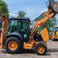 Buldoexcavator - Case 580 ST