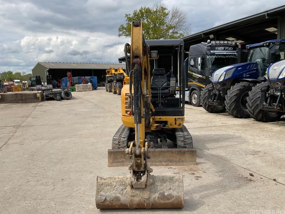 Miniexcavator - CAT 302.7 D CR