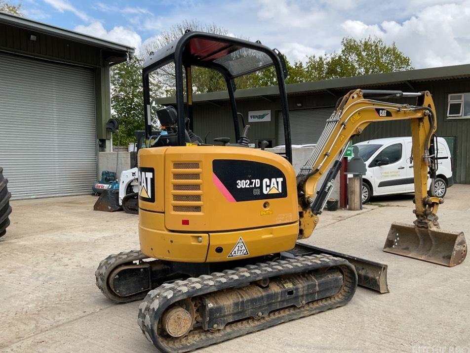 Miniexcavator - CAT 302.7 D CR