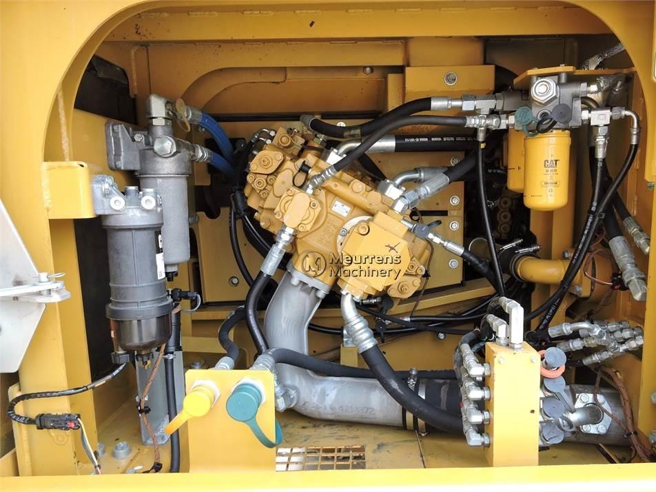 Excavator pe senile - CAT 326F