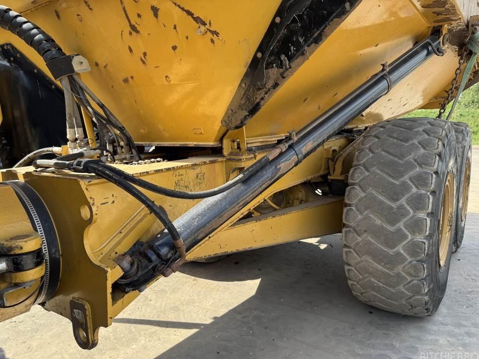 Site dumpers - CAT 730C
