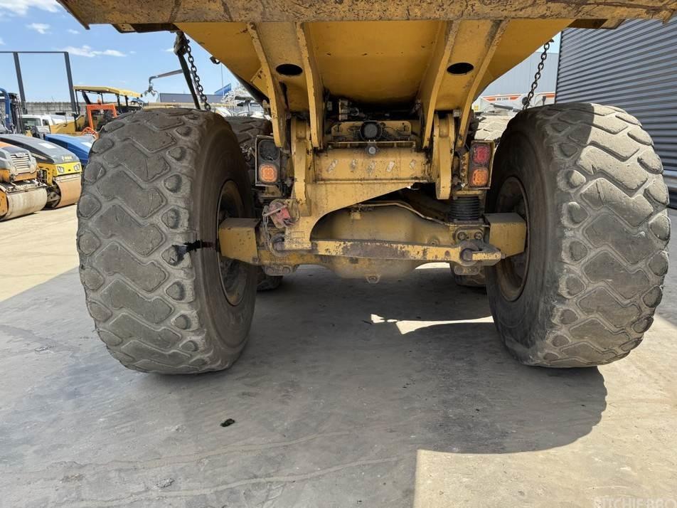 Site dumpers - CAT 730C