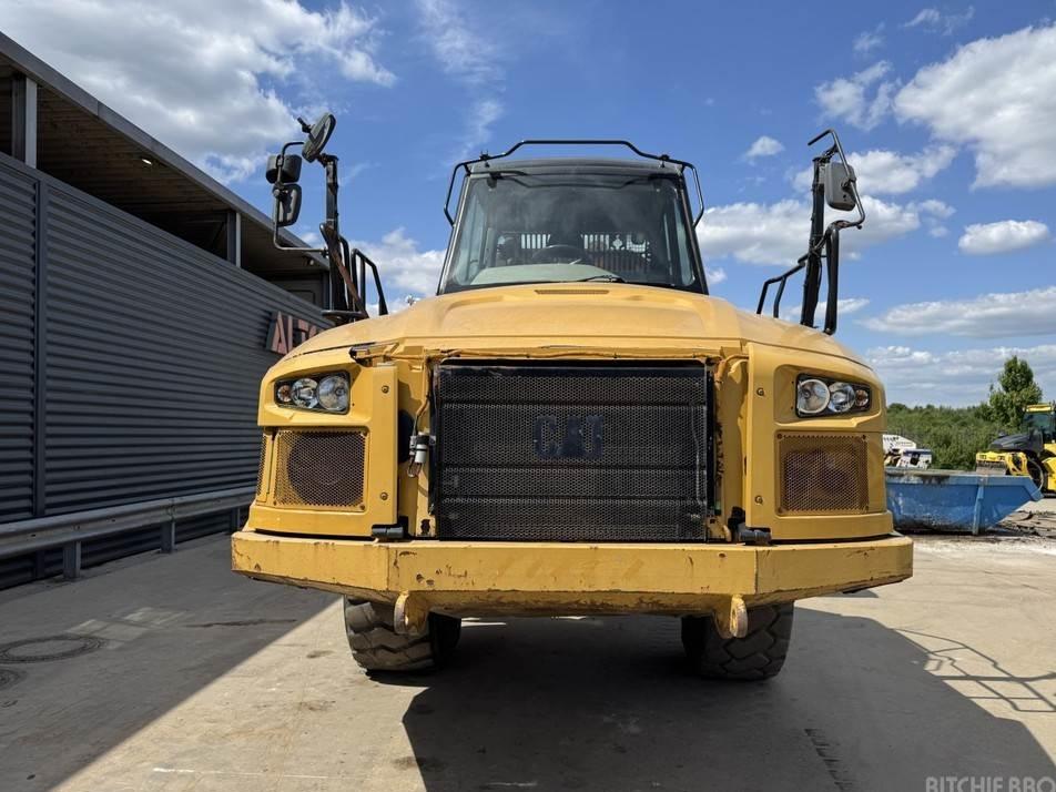 Site dumpers - CAT 730C