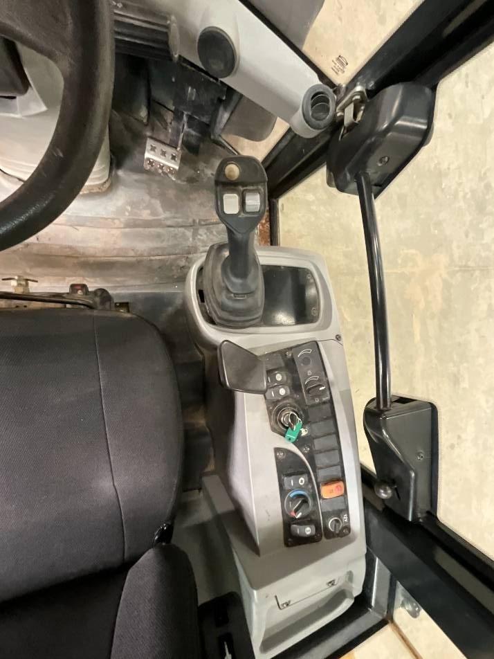 Incarcator frontal - CAT 908 H