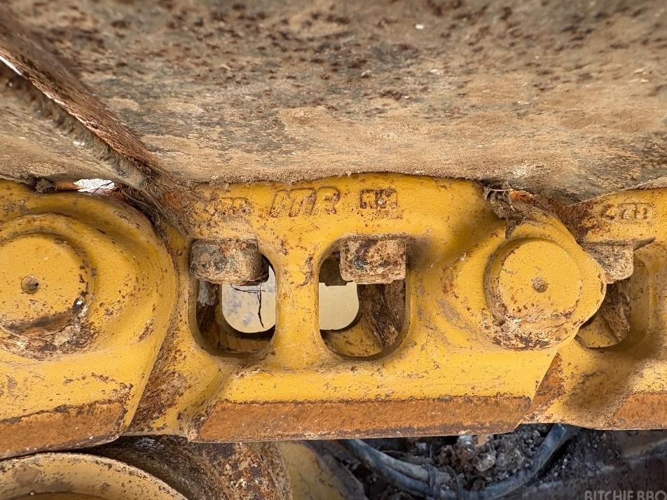 Buldozer - CAT D 6 N LGP