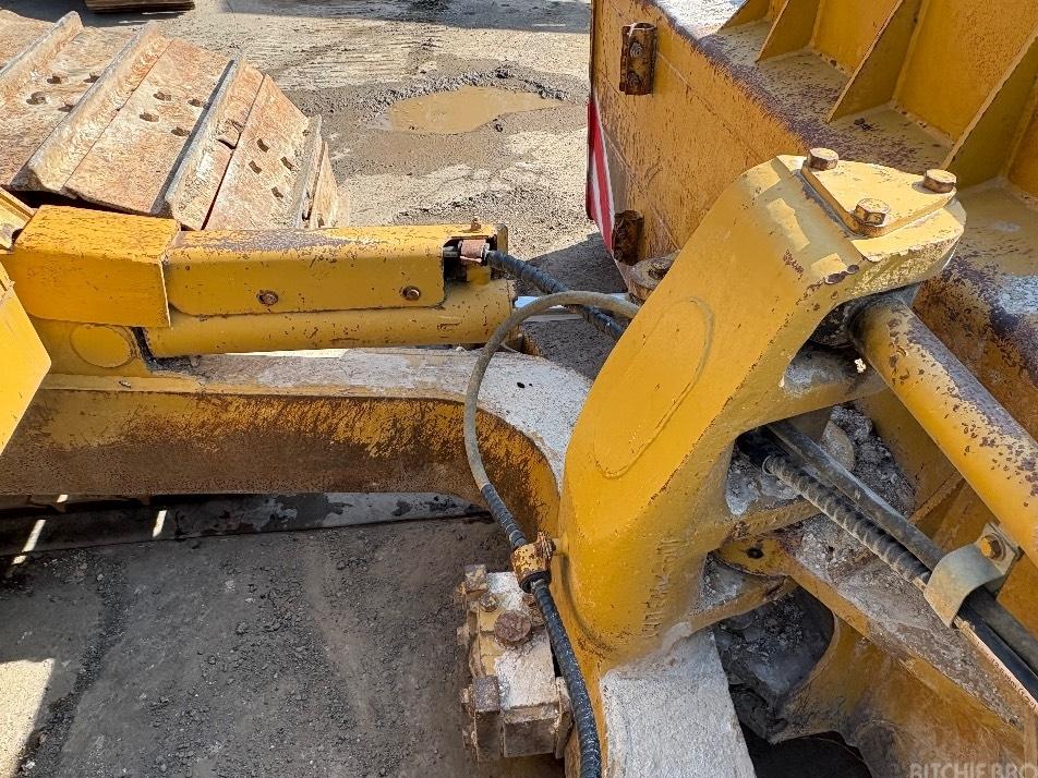 Buldozer - CAT D 6 N LGP