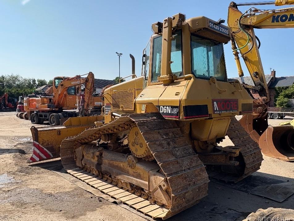 Buldozer - CAT D 6 N LGP