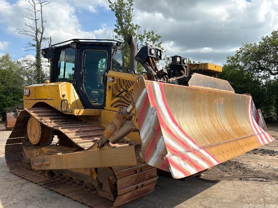 Buldozer - CAT D6XE LGP