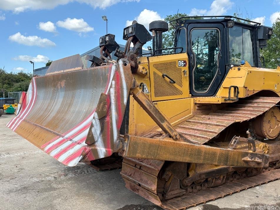 Buldozer - CAT D6XE LGP