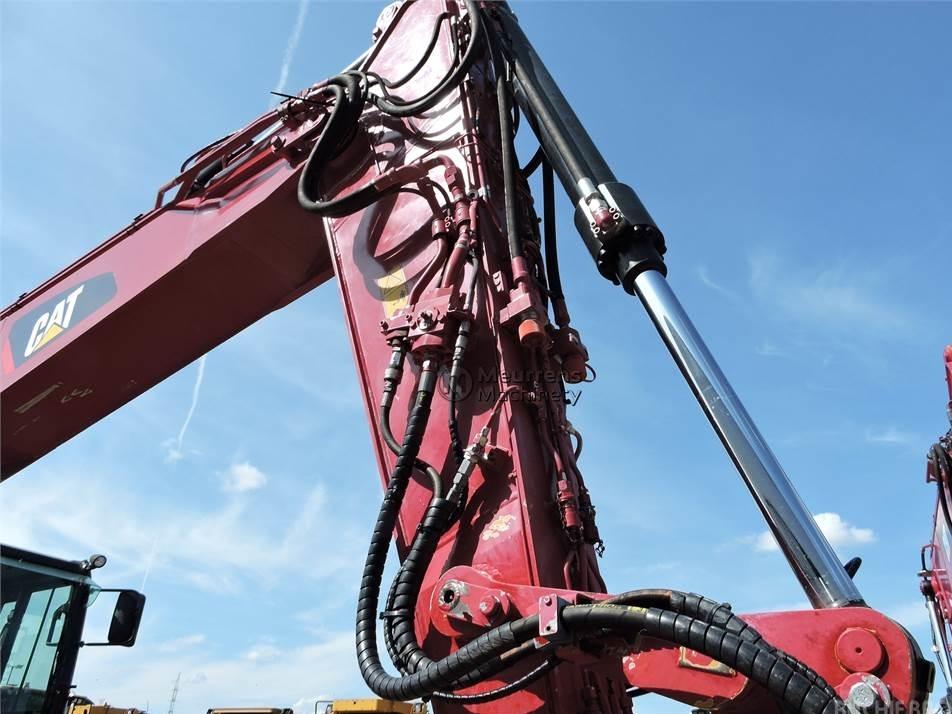 Excavator pe roti - CAT M316D