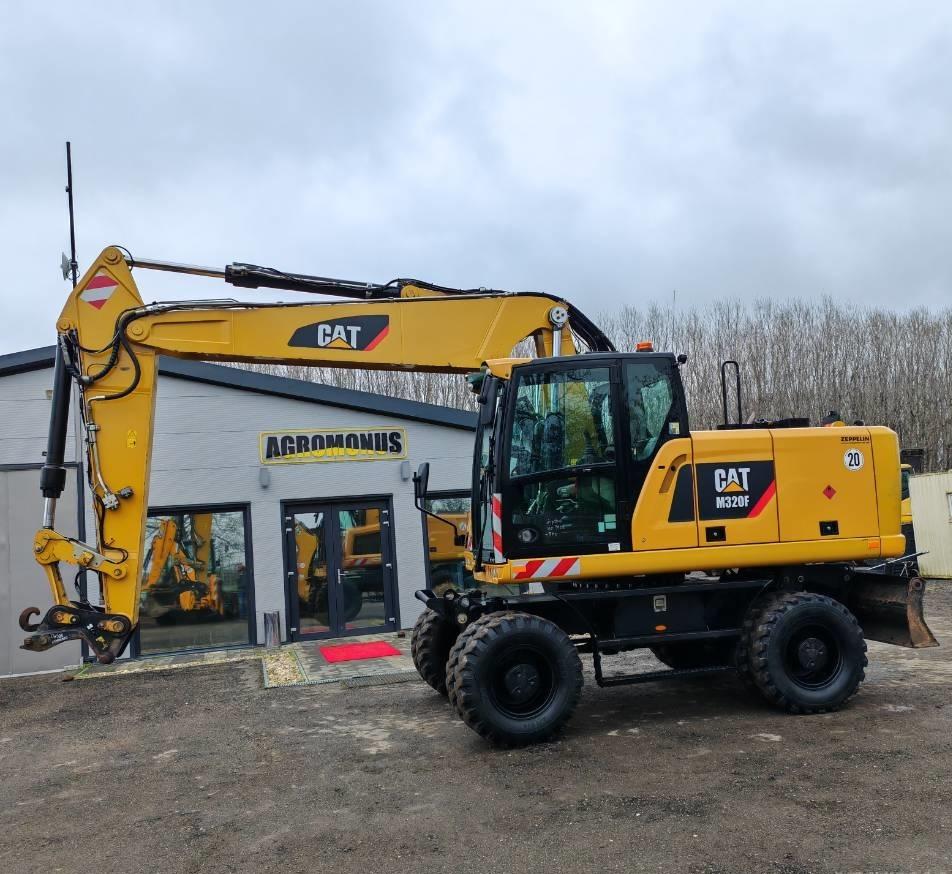 Excavator pe roti - CAT M320 F