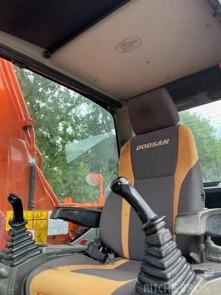 Excavator pe senile - Doosan DX 140 LC