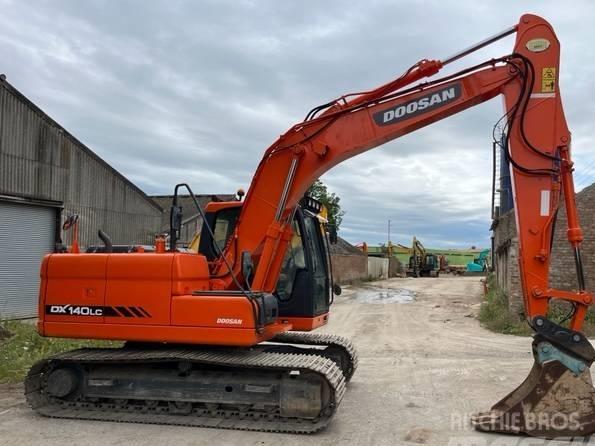 Excavator pe senile - Doosan DX 140 LC