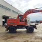 Excavator pe roti - Doosan DX 140 W