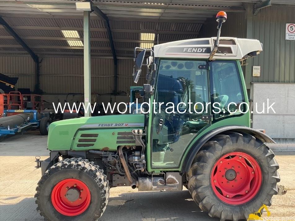 Tractor - Fendt 207 V