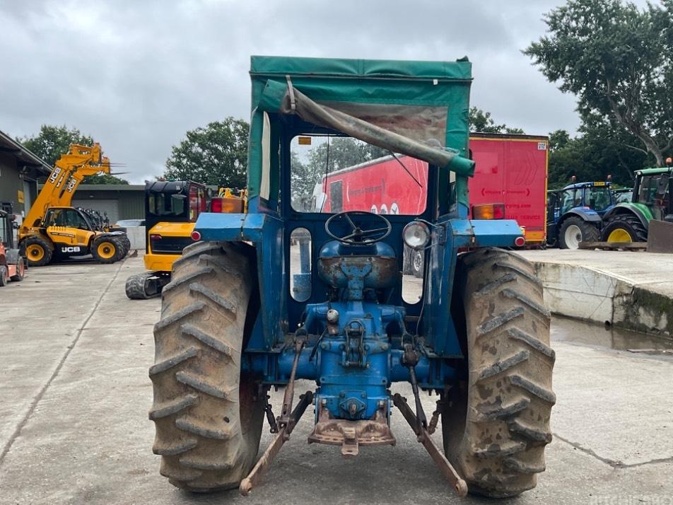 Tractor - Fordson Super Major