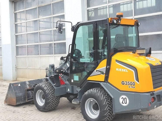 Mini incarcator - Giant G 3500 X-Tra