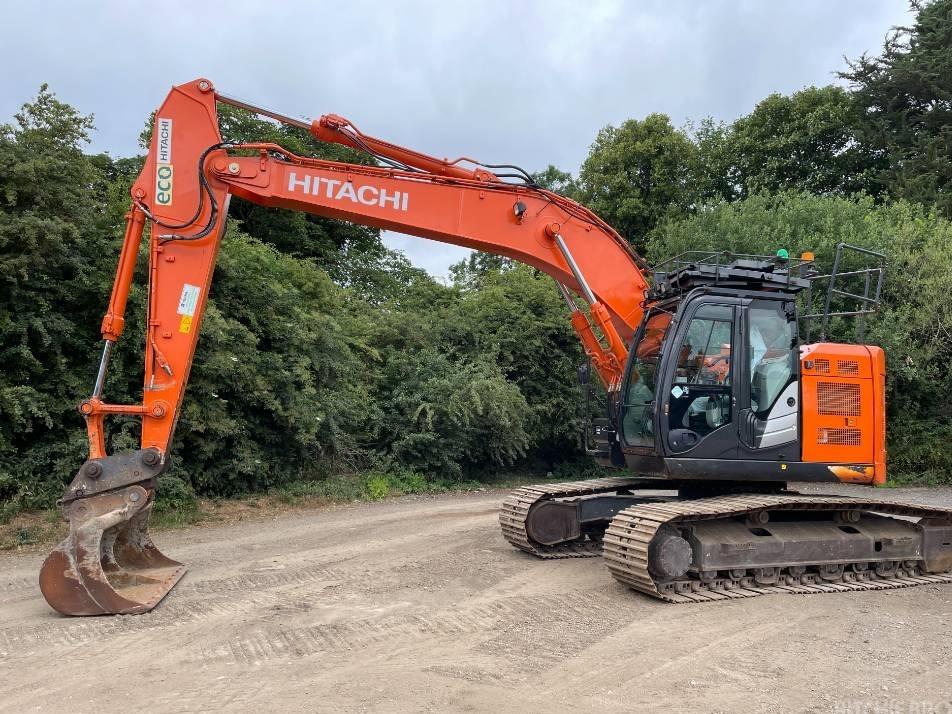 Excavator pe senile - Hitachi ZX 225 US LC-6