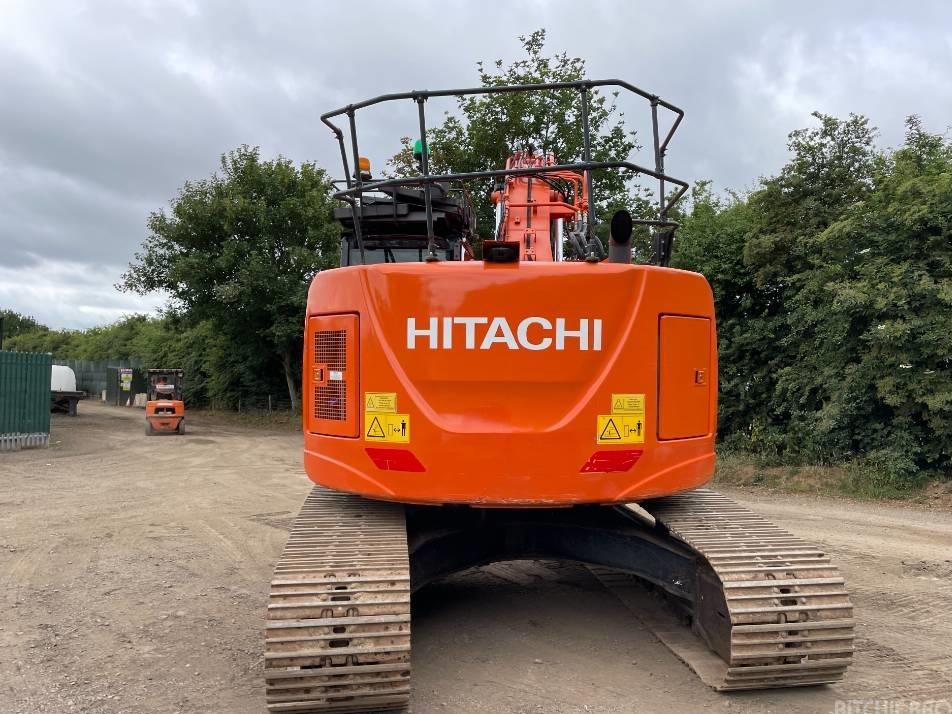 Excavator pe senile - Hitachi ZX 225 US LC-6