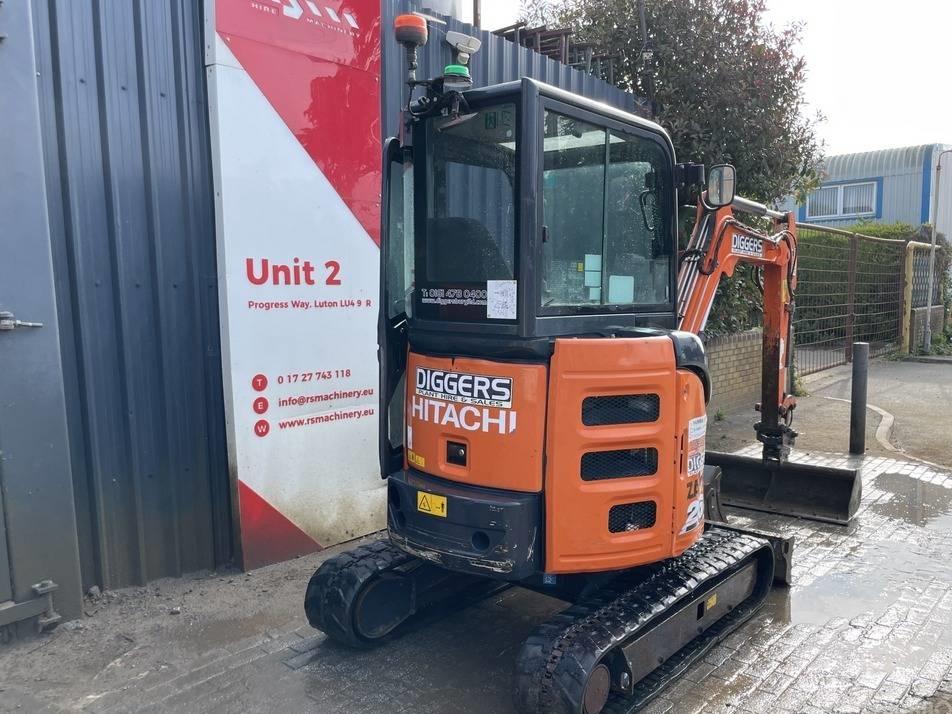 Miniexcavator - Hitachi ZX 26 U-6 2.7t Mini Excavator / Digger