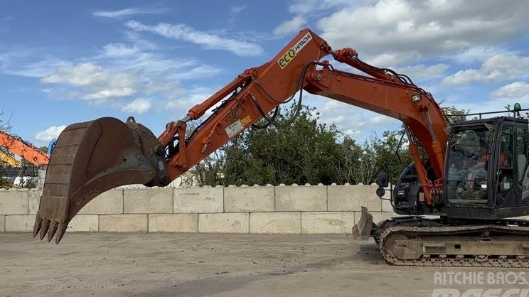 Excavator pe senile - Hitachi ZX135 US-6